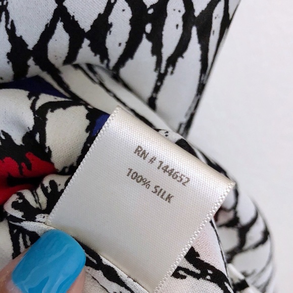 Stone Cold Fox Lily Kloss Print Off Shoulder Dress - Picture 6 of 8